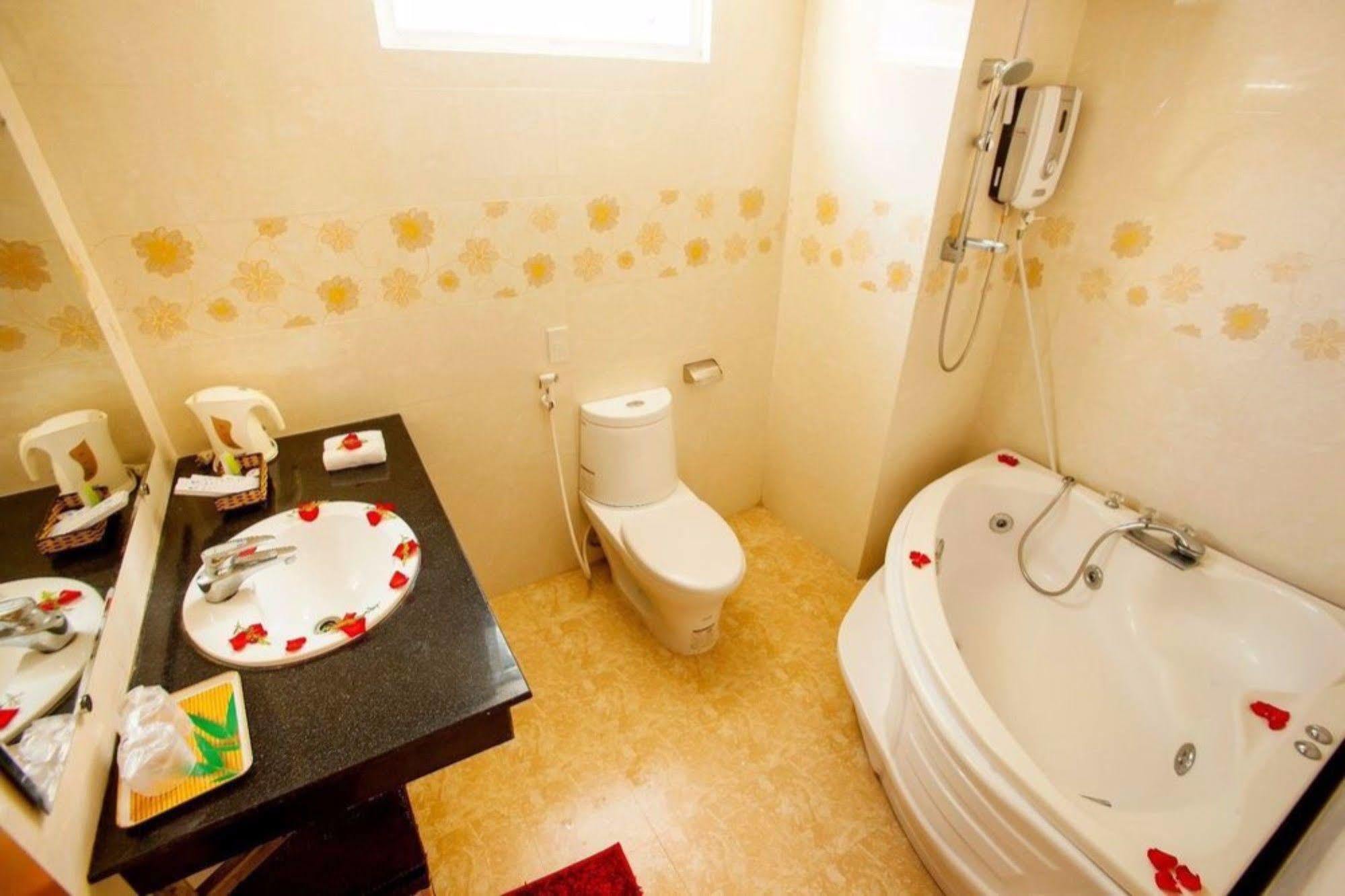 Art Boutique Hotel Nha Trang Esterno foto